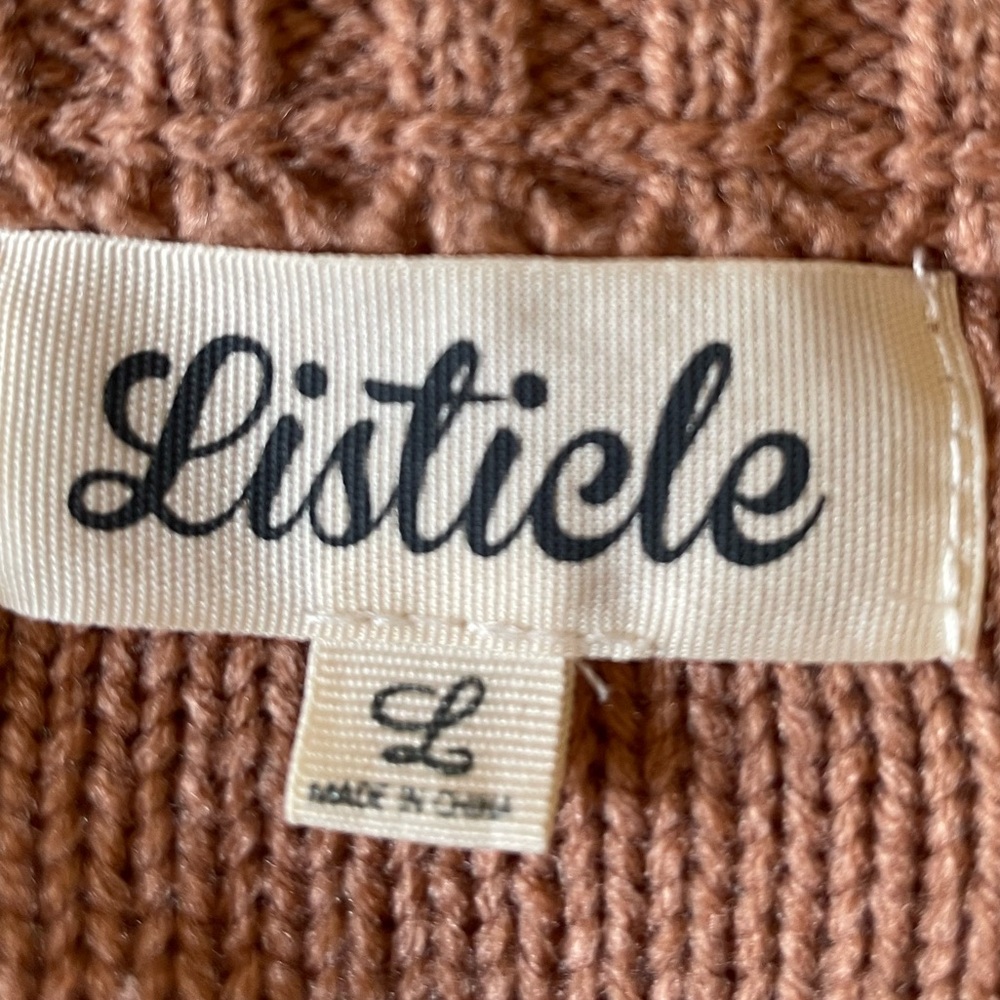 LISTICLE - Fall Sweater 🍂 - Picture 3 of 4